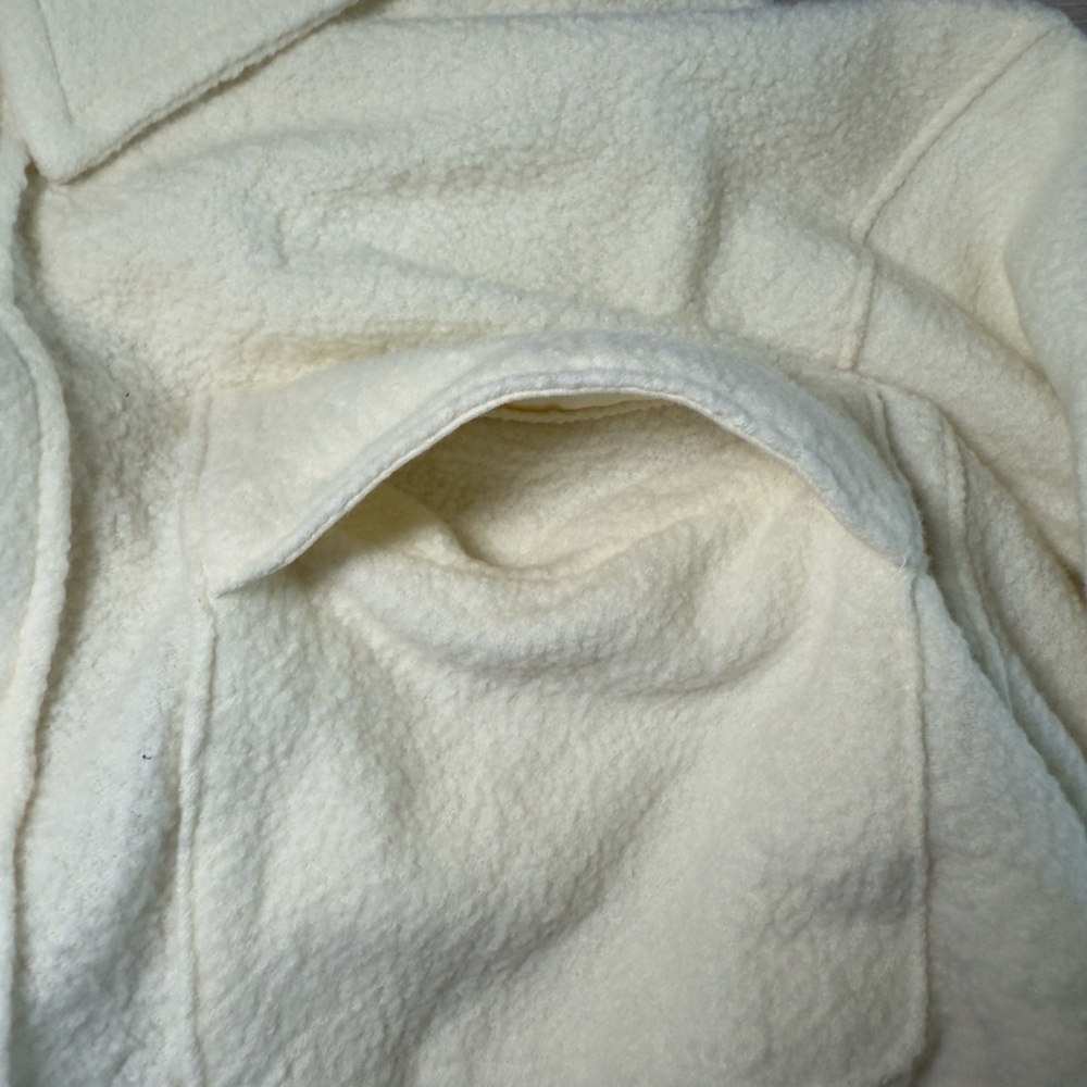 PINK Victory Secret
Reverse Fleece Shacket - Picture 6 of 9